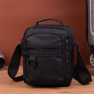 新款斜挎包男通勤单肩包男款迷你小包防水大容量轻便休闲手提背包