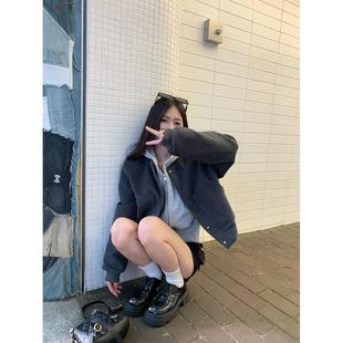 灰色短款连帽卫衣外套女秋冬2026新款加绒加厚小个子收腰开衫上衣