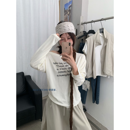 奶思家 Nice Studio-字母斜肩印花Tee长袖T恤女(不含飘带)30622