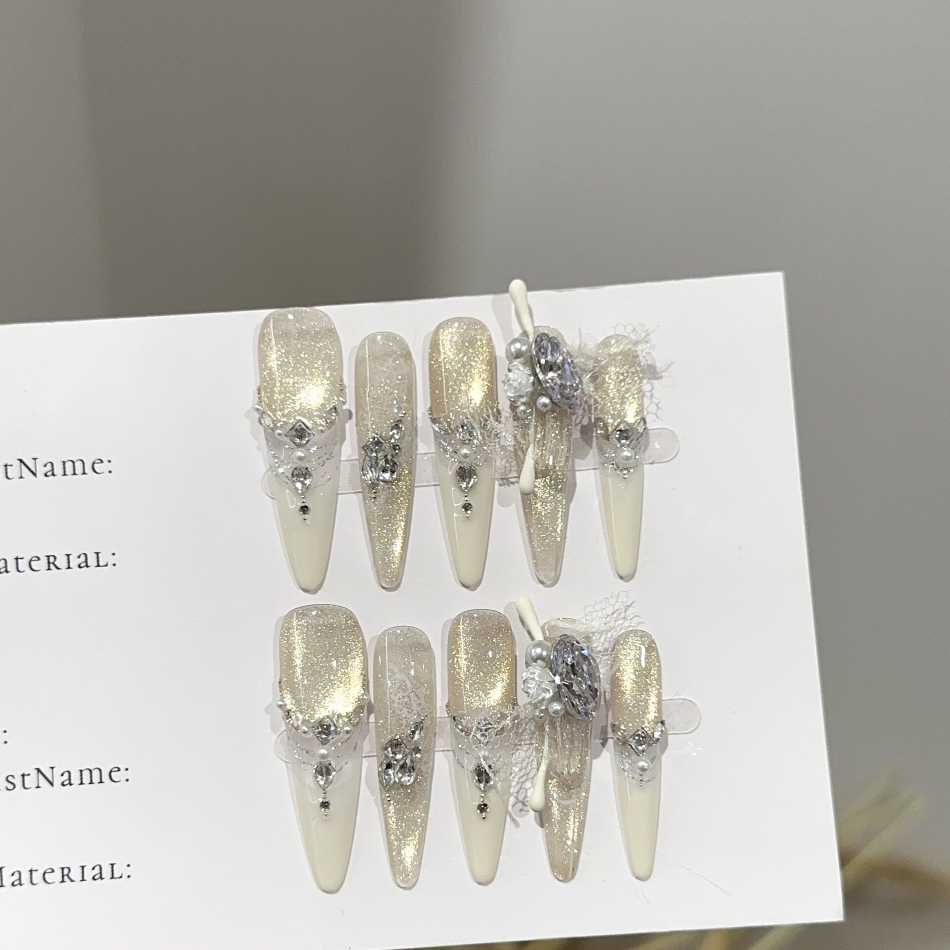 轻奢白月光极光细闪锆石穿戴甲