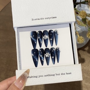 黑陨星带钻假指甲 冰透追光猫眼蓝黑色细闪银河系美甲穿戴甲长尖款