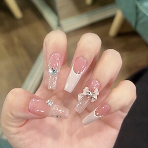 纯手工穿戴甲法式蝴蝶结少女心甜妹风极光闪粉显白长款美甲贴片