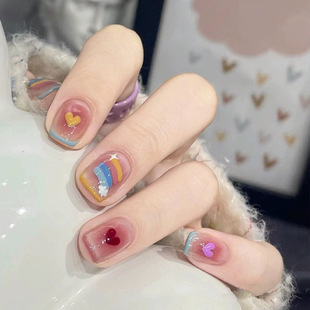 假指甲 ins多巴胺显白可爱短方圆美甲2024手绘爱心彩虹小众穿戴式