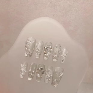 小众设计白雪颂歌爆闪细闪锆石蝴蝶拼钻仿珍珠雪花美甲穿戴甲贴片