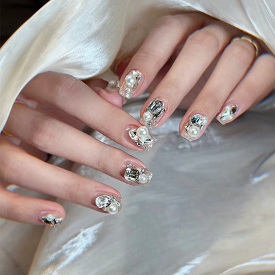 轻奢晶钻珍珠显白穿戴甲可拆卸