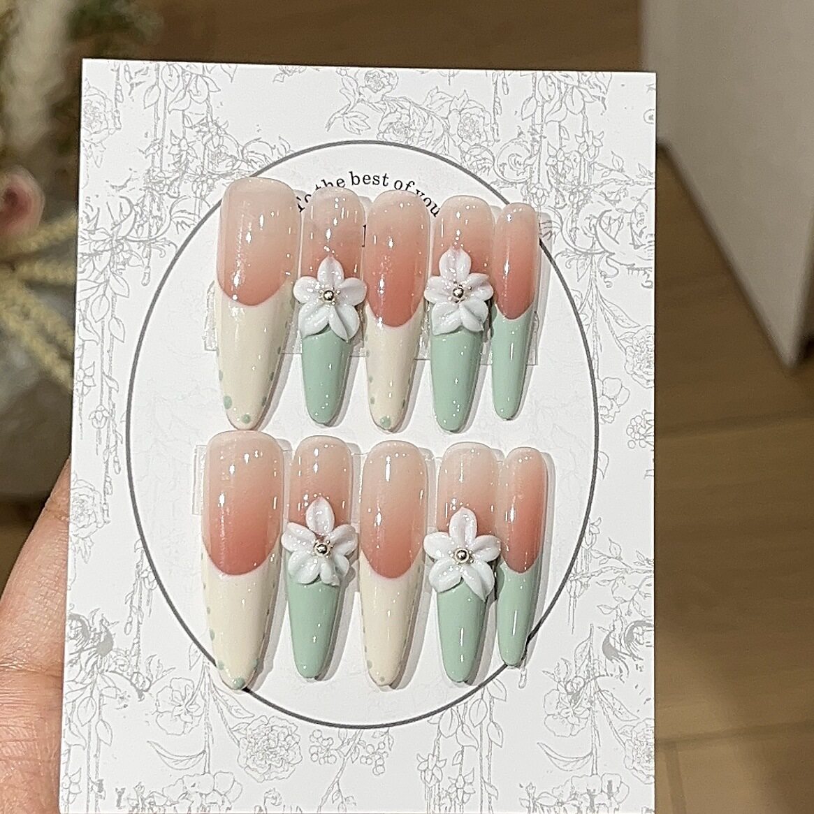 法式长款梦幻小花朵波点穿戴甲