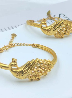 2025新款沙金孔雀手镯女士婚庆民族风复古开口金凤凰首饰手环女