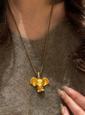 小红书同款围兜小飞象拉丝小象吊坠项链轻奢高级感复古时尚毛衣链