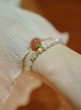 2025国风拼接珍珠仿玉石手链高级感女士时尚水蜜桃吊坠轻奢送闺蜜