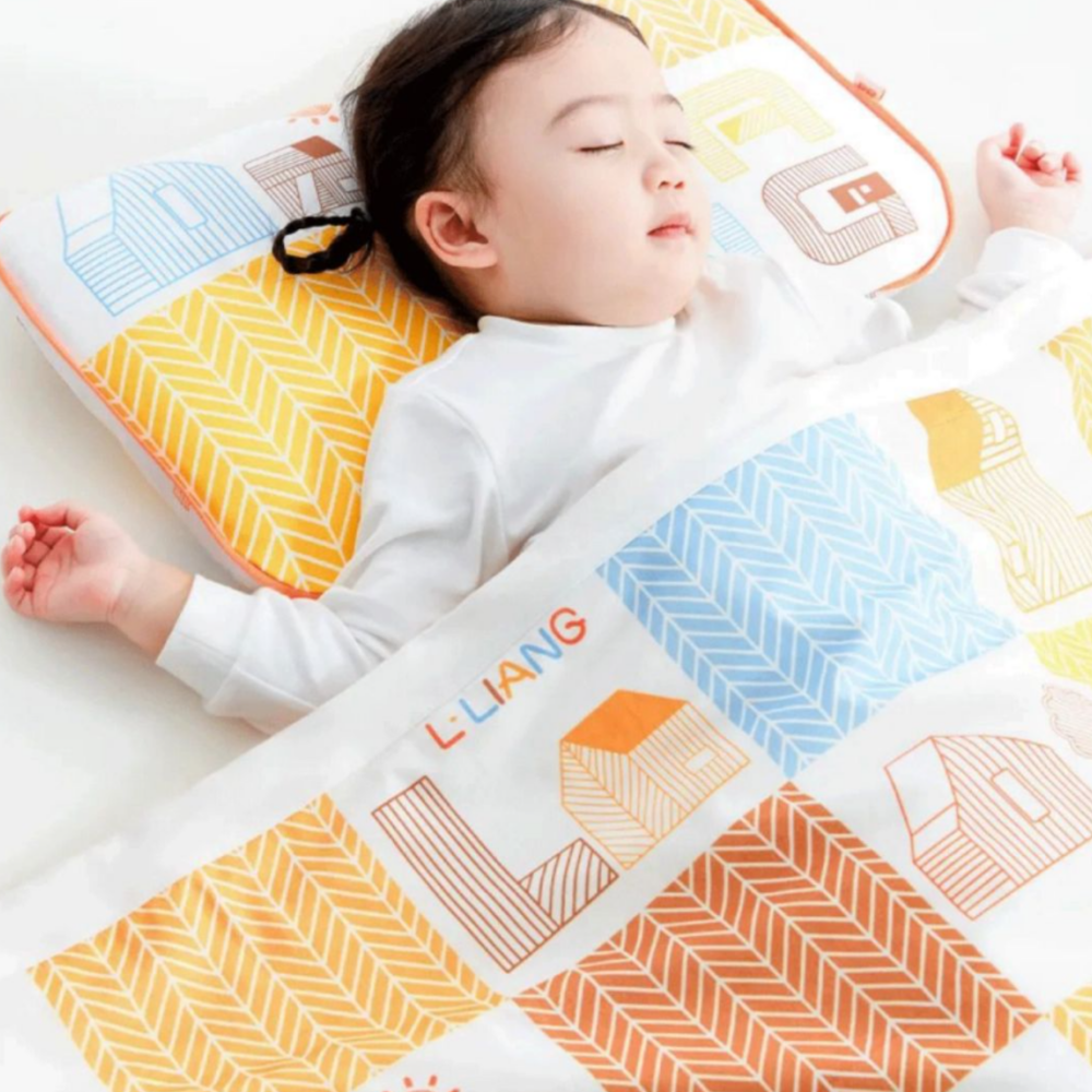 良良幼儿园枕2-7岁四季通用护颈