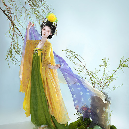 初潋月春花秋月汉服复原唐制唐三彩印花仿妆花齐胸襦裙大袖衫披帛