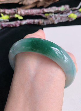 5月新品 鸿玉翡翠59圈口冰糯种飘绿正圈玉手镯女款正品22G40522