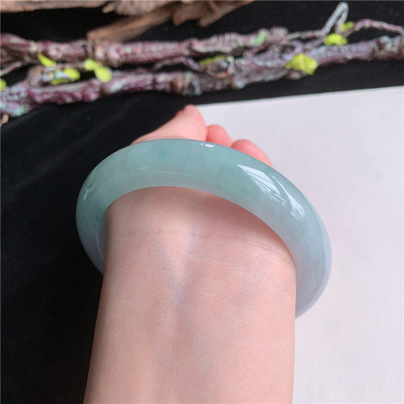 4月新品 鸿玉翡翠58圈口冰糯种淡紫淡绿正圈玉手镯女款 1B20429