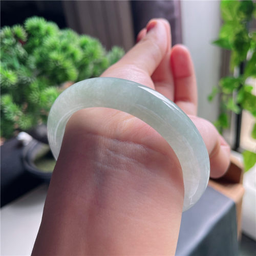 10月新品 鸿玉翡翠53圈口冰种晴水调正圈玉手镯女款正品2G61009