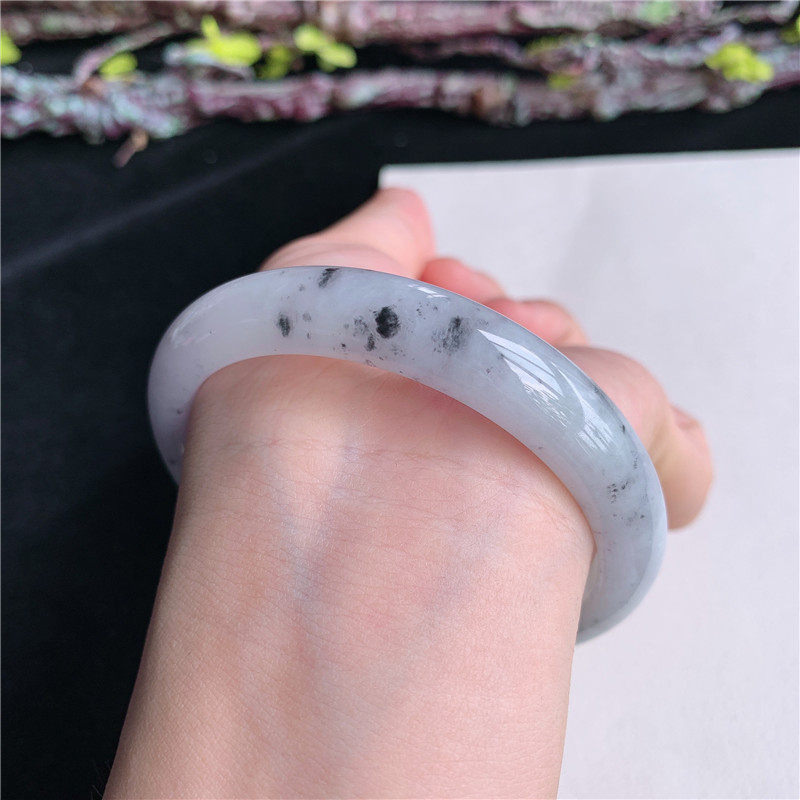 5月新品 鸿玉翡翠59圈口冰糯种紫底飘乌鸡正圈玉手镯女款7B40529