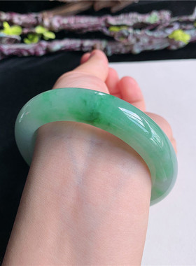 6月新品 鸿玉翡翠55圈口冰糯种飘阳绿正圈玉手镯女款正品21T20622