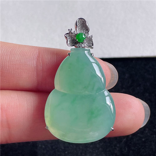 9月新品 鸿玉翡翠18k金镶嵌冰糯种晴水绿招财葫芦精美吊坠A880919
