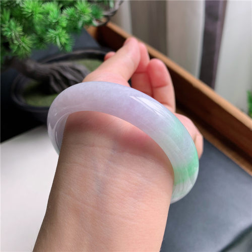 8月新品 鸿玉翡翠59圈口冰糯种紫底飘阳绿正圈玉手镯女款11G60818
