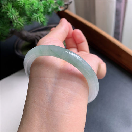 8月新品 鸿玉翡翠55圈口冰种晴水圆条玉手镯女款正品6B40815