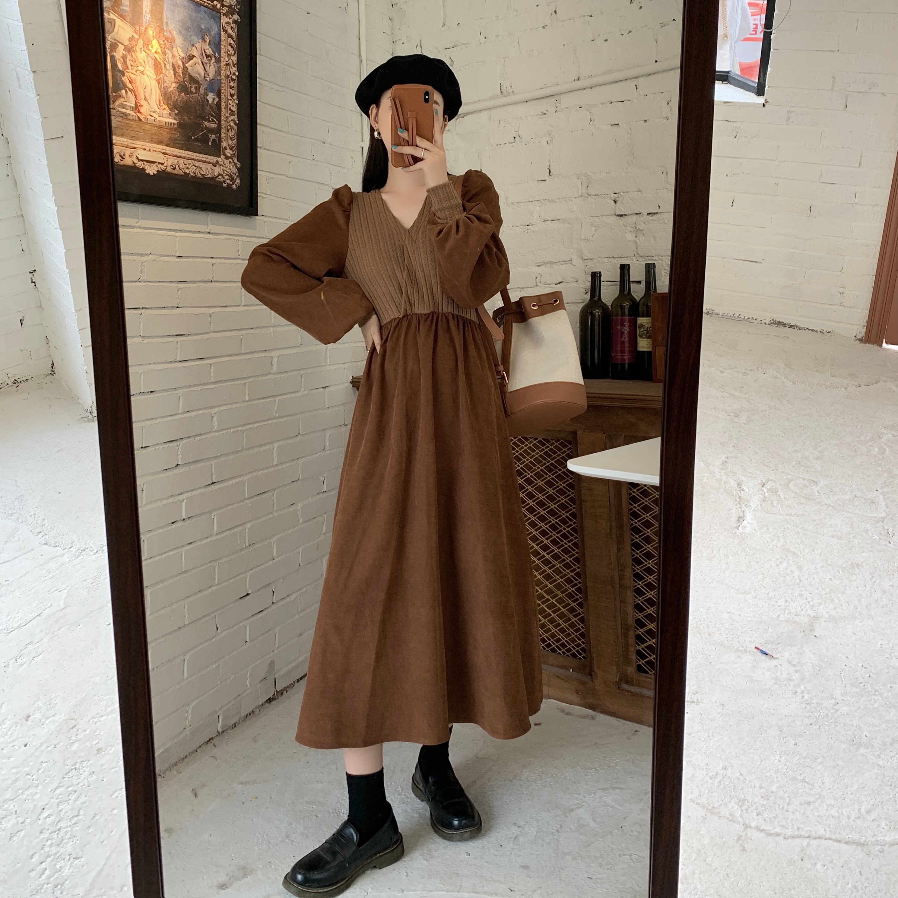 Real price real shot French dress autumn and winter temperament stitching soft skirt Hepburn style long skirt