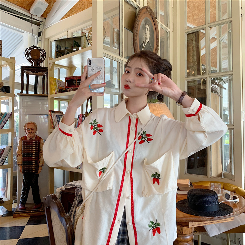 Real price real shot retro French girl's mid long strawberry shirt sunscreen shirt