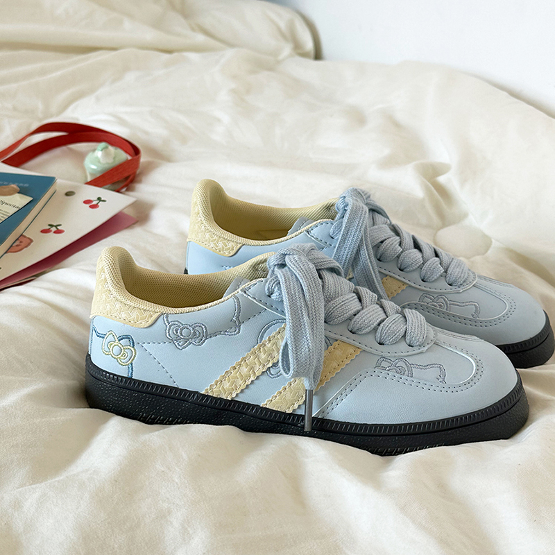 可爱kt奶黄德训鞋女2025春夏百搭