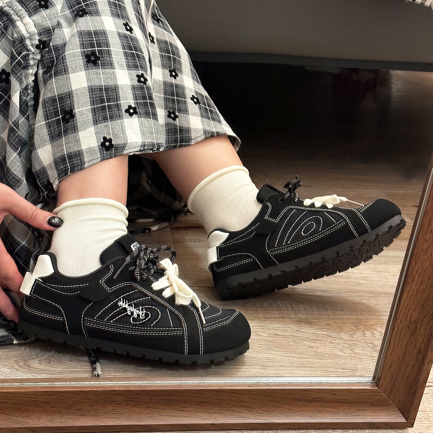 丑萌德训小白鞋子女学生2025秋季新款chic低帮百搭休闲运动德训鞋