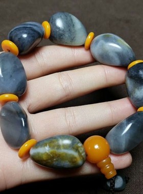 手串男女款带证书和田玉青花籽料