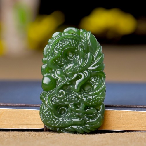 天然精雕龙牌男女款新疆和田玉