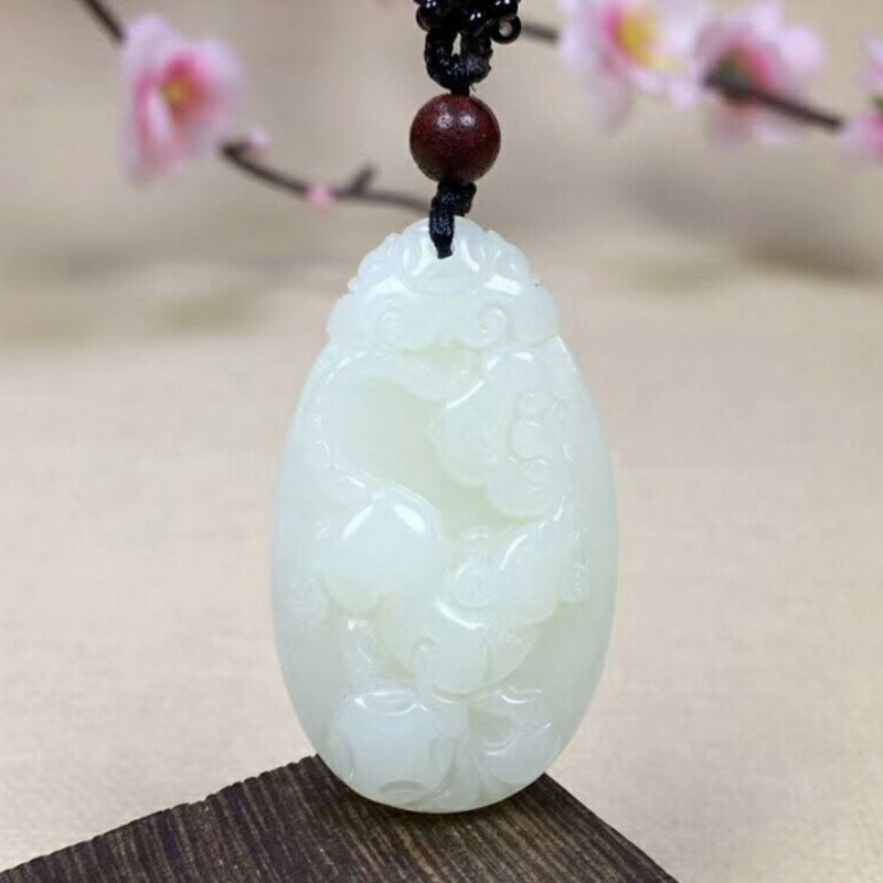 生肖鼠项链礼品新疆和田玉送挂绳