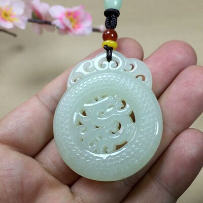 天然吊坠挂件男女款新疆和田玉