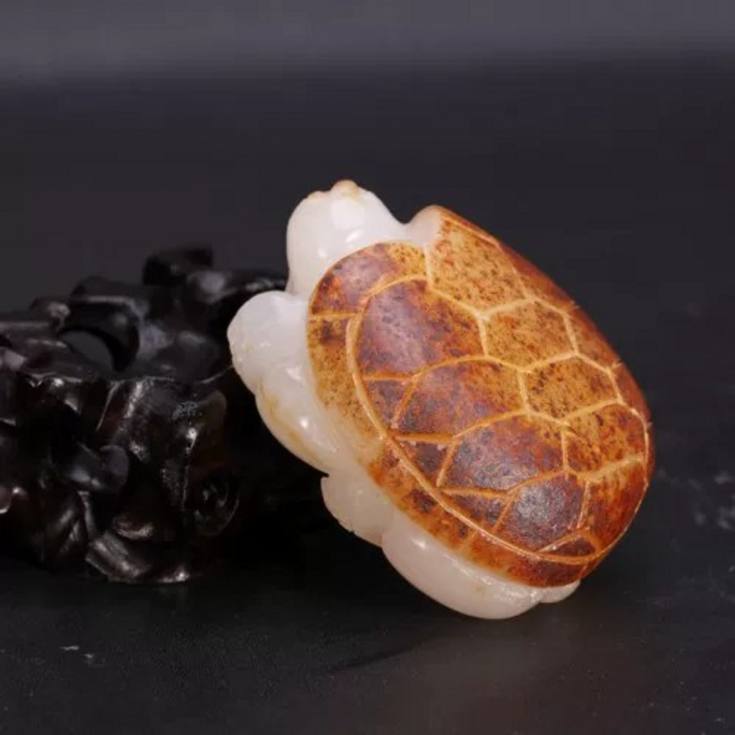 籽料原石乌龟羊脂白玉龙手把件