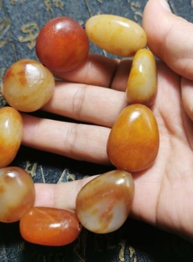 黄沁皮籽料原石手链手串