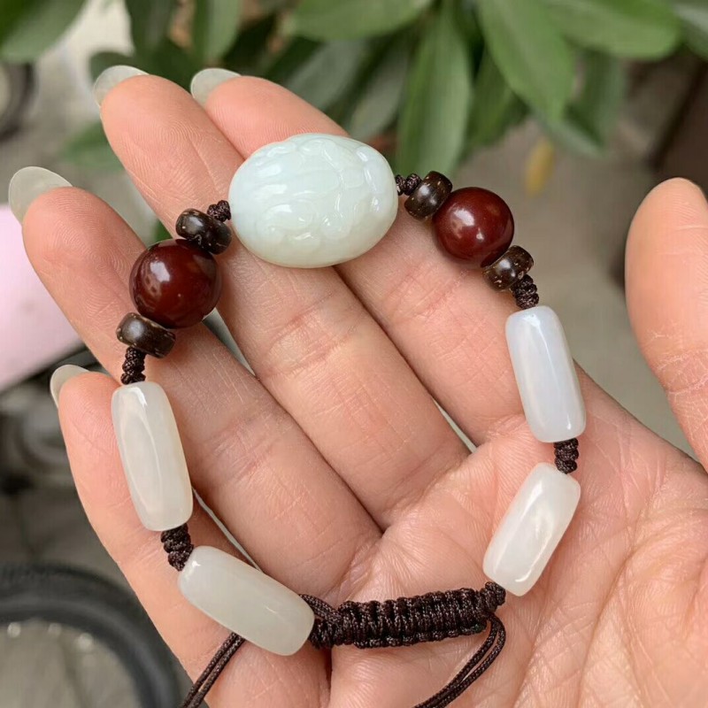 貔貅手链新疆和田玉