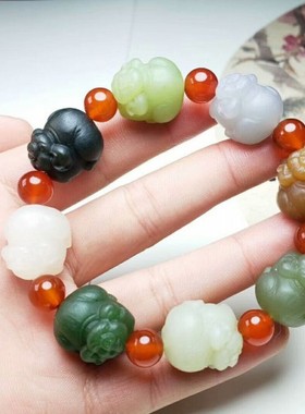 十二生肖发财猪男女款天然和田玉