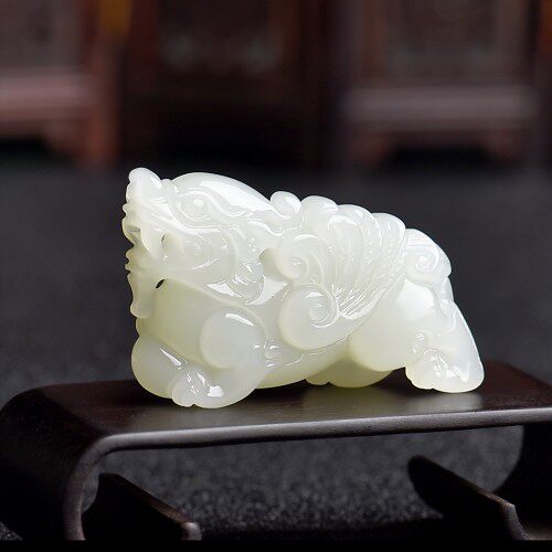男款羊脂级招财进宝新疆和田玉