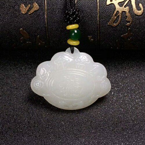 天然吊坠男女款长命锁新疆和田玉