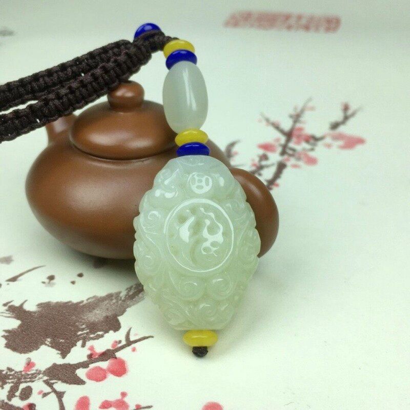 路路通雕花转运珠挂件天然和田玉