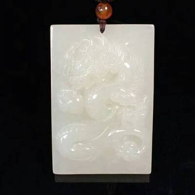 龙牌男士挂件天然和田玉送证书