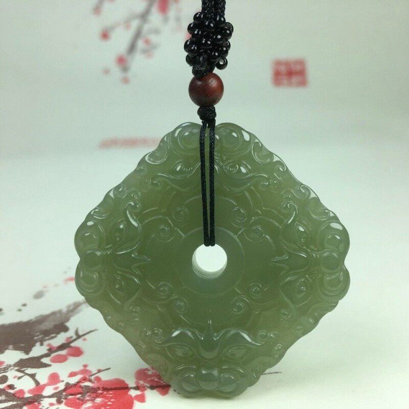 貔貅招财保平安饰品新疆和田玉