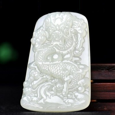 龙牌男款挂件带证书天然和田玉