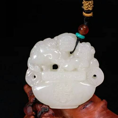 天然和田玉招财貔貅吊坠白玉双面精雕招财进宝挂件男女款玉坠包邮