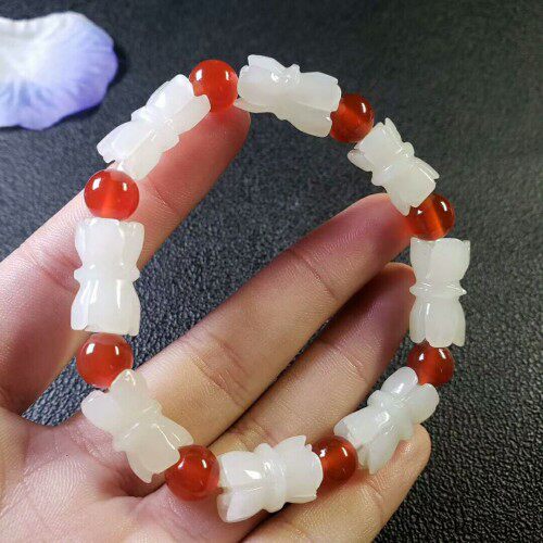 天然新疆和田玉手链男女款