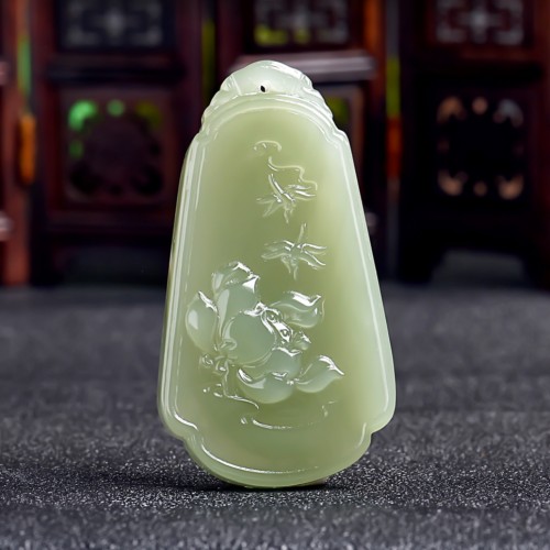 连年有余精雕项链新疆和田玉包邮