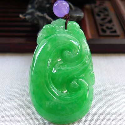 缅甸正品满绿色翡翠如意挂件
