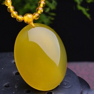 正品天然鸡油黄玉石吊坠毛衣链女款玉髓挂件颈饰蜜蜡黄玛瑙玉挂件