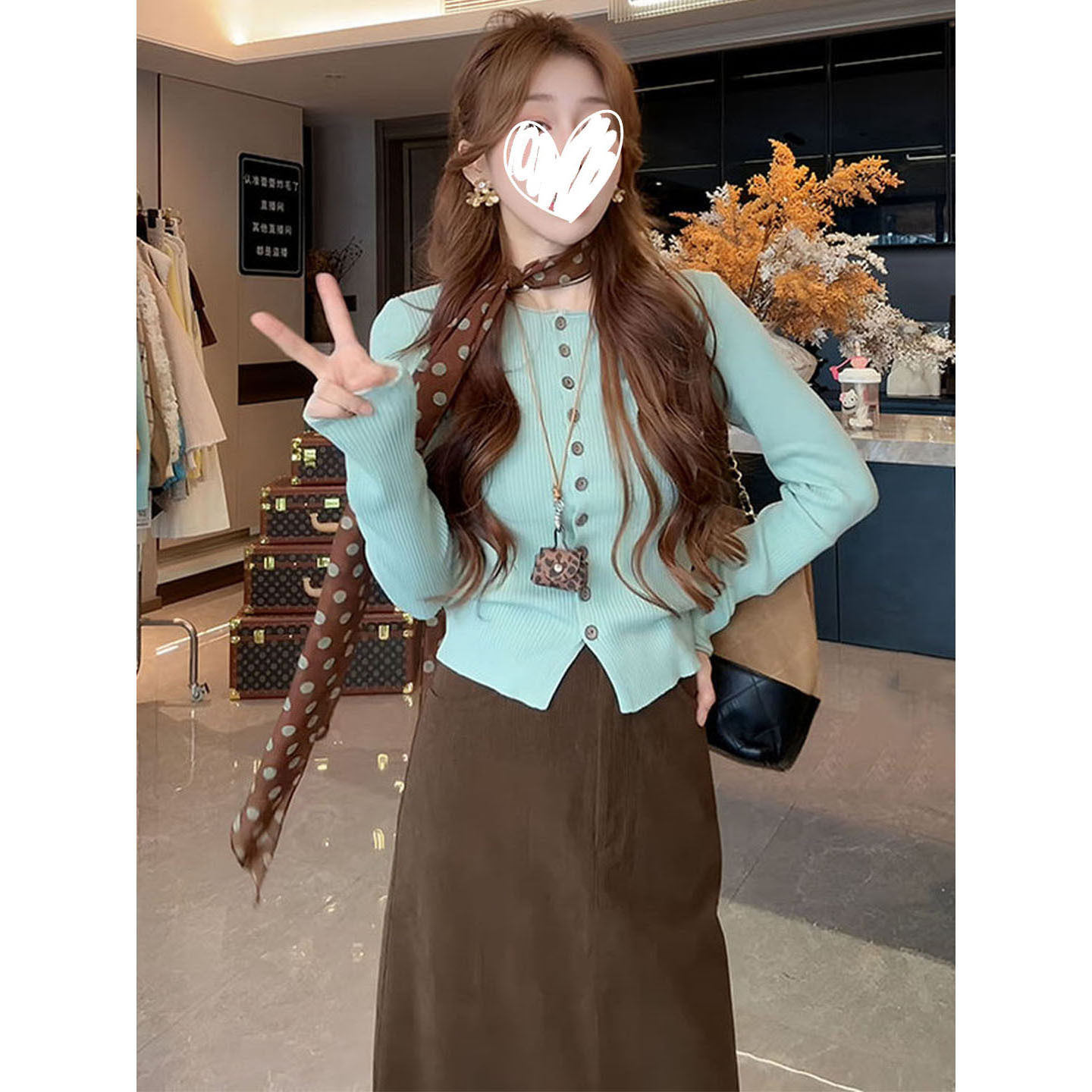 韩系镂空长袖针织打底衫女秋季设计感小众高级半身裙长裙两件套装