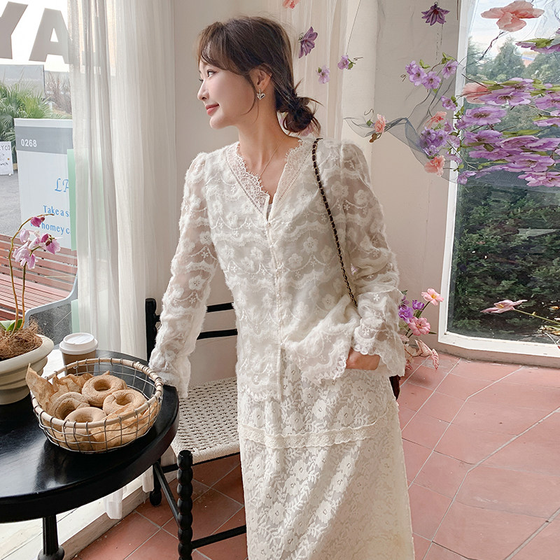 御姐轻熟长袖连衣裙女装2025春秋季新款性感蕾丝V领包臀鱼尾长裙,女装蕾丝衫/雪纺衫,浙宝193A
