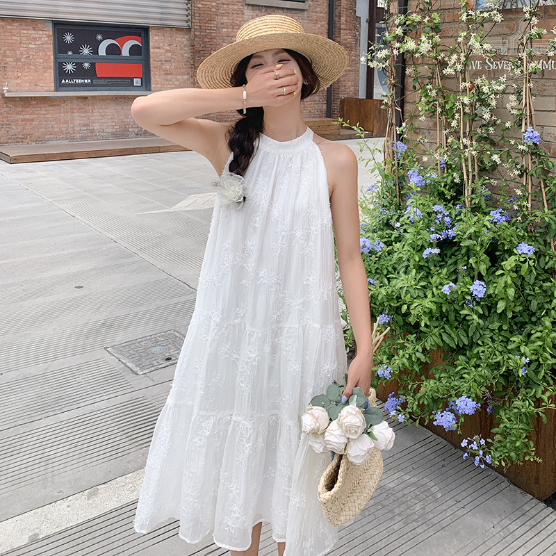 度假风蕾丝拼接百搭无袖挂脖刺绣长裙2025夏季新款浪漫白色连衣裙,女装连衣裙,浙宝193A