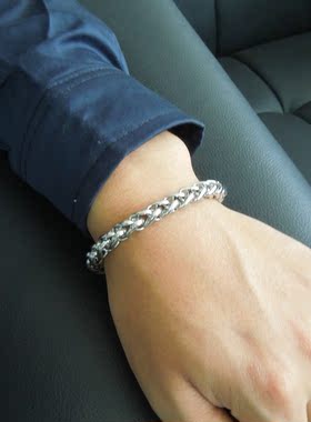 AH7钛钢复古潮人龙骨手链男士帅气时尚潮流手环配饰品不掉色ins